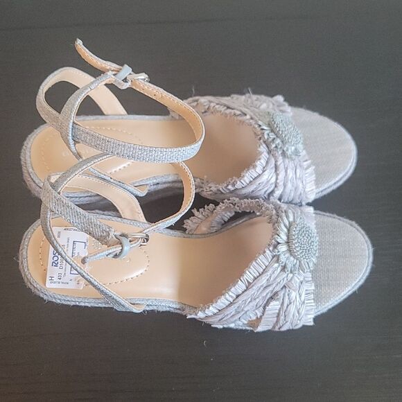 BRAND NEW BANDOLINO WOMEN'S KRISTA WEDGE SANDAL - Picture 7 of 15